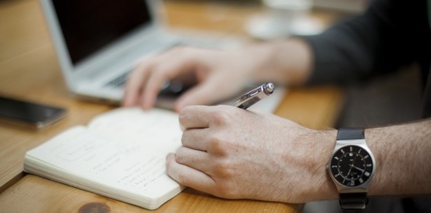 man and laptop (cropped)